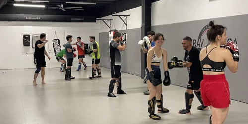 Kick boxing barcelona, gimnasio kick boxing barcelona, gimnasios kick boxing barcelona, kick boxing barcelona gimnasios, kick boxing en barcelona, clases de kick boxing barcelona, kick boxing barcelona mujeres, muay thai Barcelona, muay thai thailand barcelona, gimnasio muay thai barcelona, muay thai barcelona gimnasios, muay thai en barcelona, entrenador personal muay thai barcelona, muay thai gym barcelona, clases muay thai barcelona, muay thai barcelona gracia, combate muay thai barcelona, clases de muay thai barcelona, muay thai barcelona precios, gimnasios de muay thai en barcelona, gimnasio barcelona, gimnasio barato barcelona, freebloc barcelona gimnasio de escalada, gimnasios baratos barcelona, gimnasios barcelona baratos, gimnasio barcelona barato, gimnasio baratos barcelona, jiu Jitsu barcelona, barcelona jiu jitsu, jiu jitsu brasileño barcelona, academia jiu jitsu barcelona, gimnasio jiu jitsu barcelona, jiu jitsu japones barcelona, barcelona jiu jitsu academy, jiu jitsu tradicional barcelona, gimnasios de jiu jitsu en barcelona, brazilian jiu jitsu barcelona, jiu jitsu en barcelona, maestro jiu jitsu barcelona, academia barcelona jiu jitsu, krav maga barcelona, Entrenamiento Personal, entrenamiento personal en barcelona, barcelona martial arts academy, clases de defensa personal, defensa personal barcelona, defensa personal en barcelona, defensa personal barcelona, defensa personal femenina, karate barcelona, curso defensa personal, karate en barcelona, defensa personal en barcelona, mma barcelona, gimnasios mma barcelona, gimnasio mma barcelona, mma en barcelona, mma gym barcelona, barcelona mma, gym mma barcelona, clases mma barcelona, mma barcelona precio, barcelona mma gym, clases de mma en barcelona, gimnasio de artes marciales, gimnasios de artes marciales, gimnasios artes marciales barcelona, clases MMA Barcelona, gimnasios mma barcelona, gimnasio mma barcelona, mma en barcelona, barcelona martial arts academy, gimnasio barcelona boxeo, gimnasio boxeo barcelona, boxeo barcelona gimnasio, gimnasios barcelona boxeo, clases de boxeo barcelona, gimnasio boxeo barcelona, club boxeo barcelona, club de boxeo barcelona, Sportcenter Les Corts 235